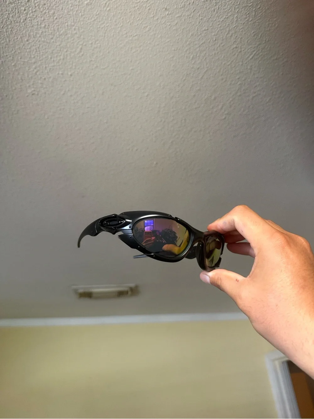 Sporty Black Women's Sunglasses with Iridescent Mirrored Lenses Oakley